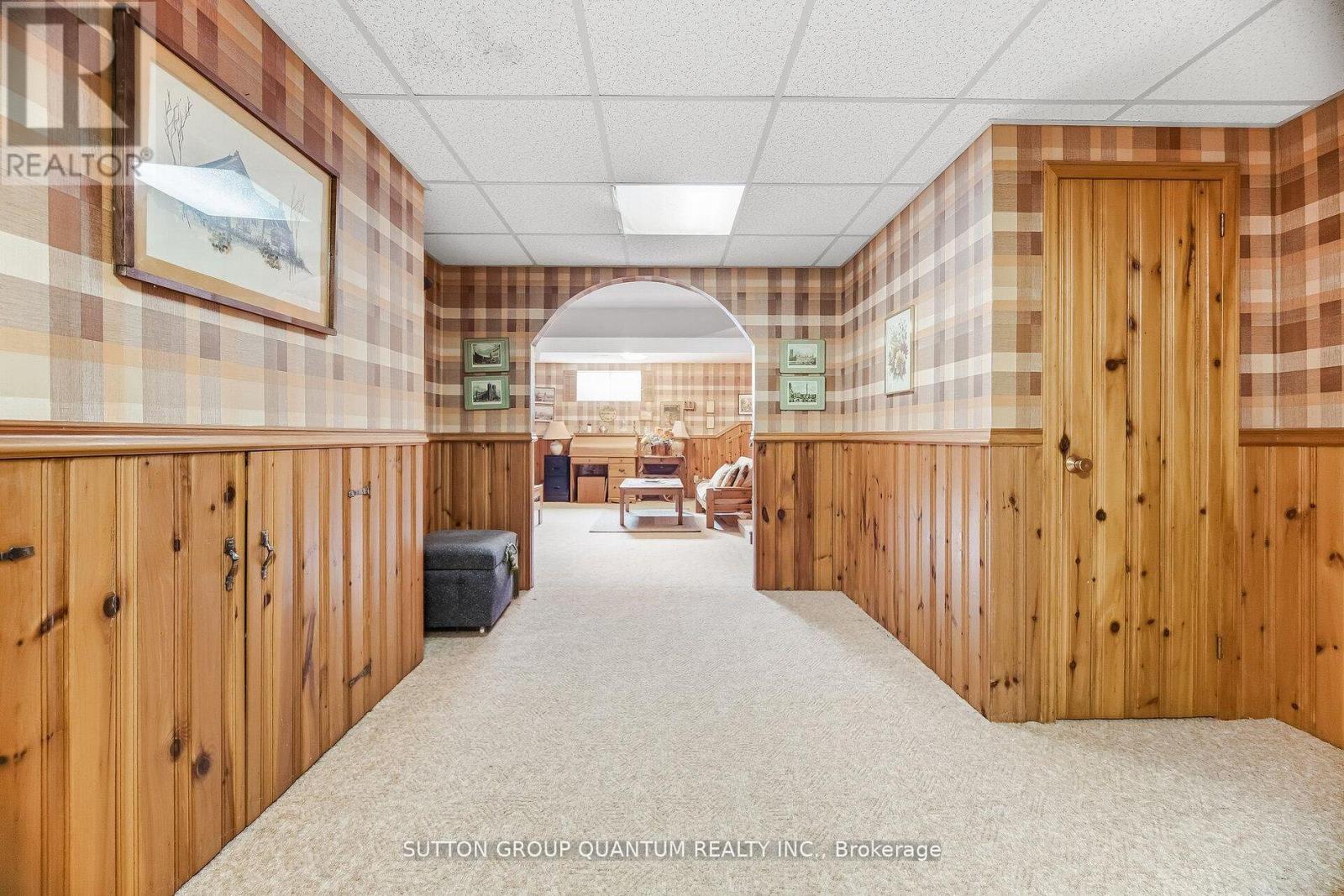 1511 IFIELD ROAD - 34