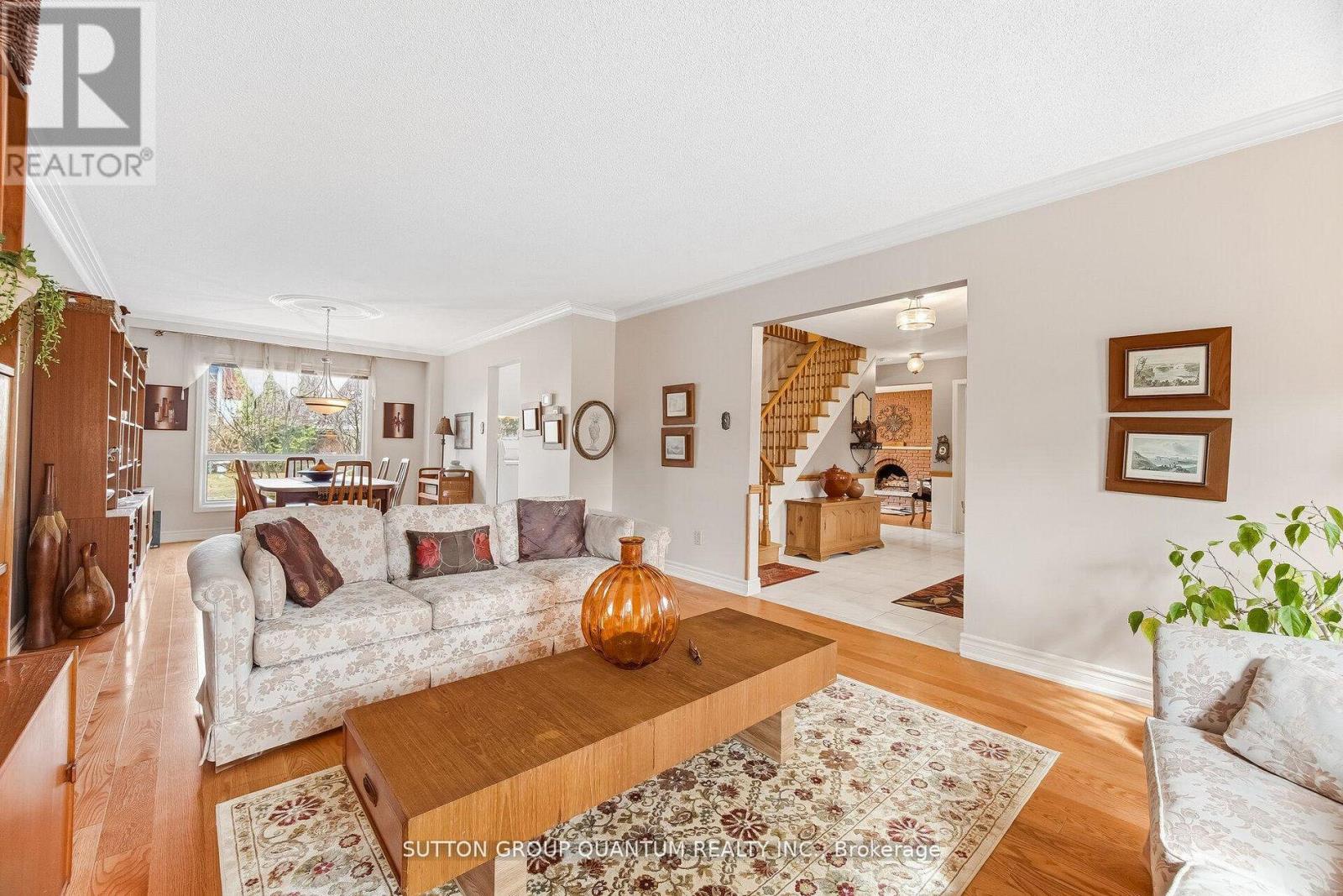1511 IFIELD ROAD - 7