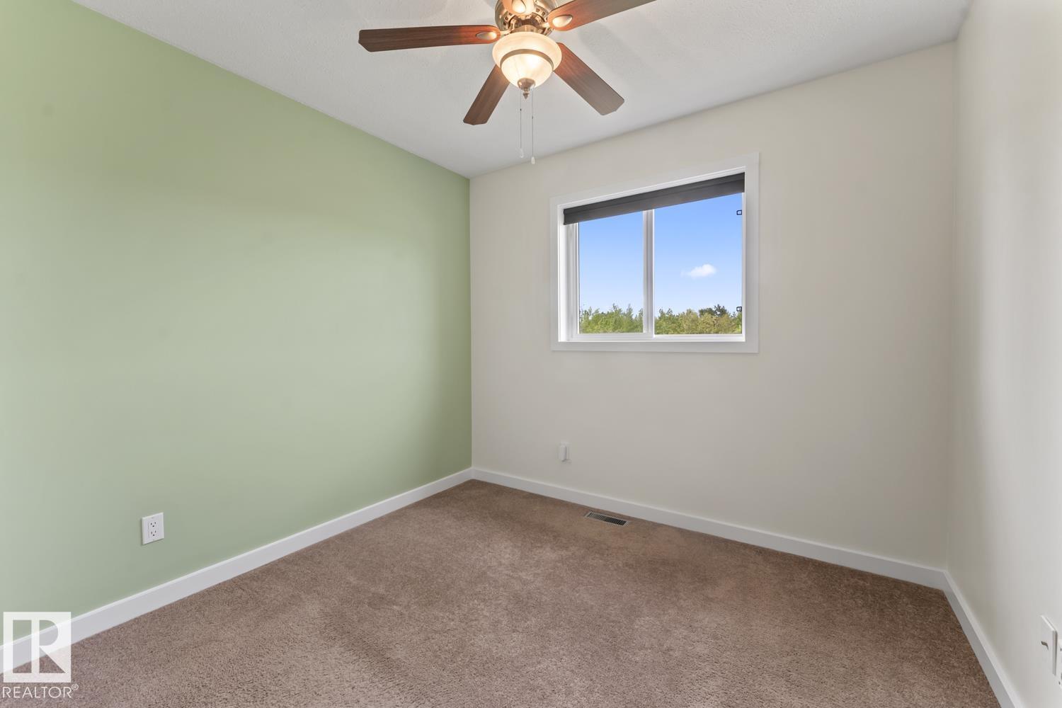 3814 54 AV — photo 19