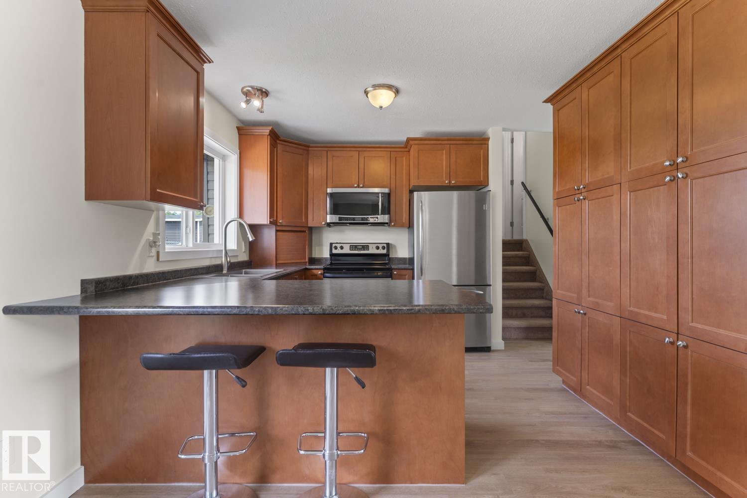 3814 54 AV — photo 10