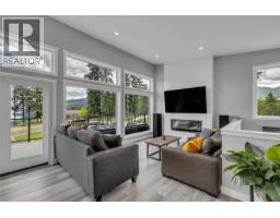 7210 Dunwaters Road, Kelowna, BC V1Z3W5 Photo 32