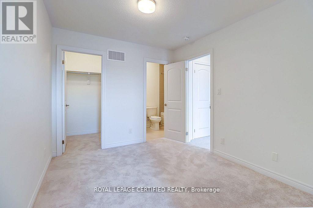 2013 CAMERON LOTT CRESCENT - 31