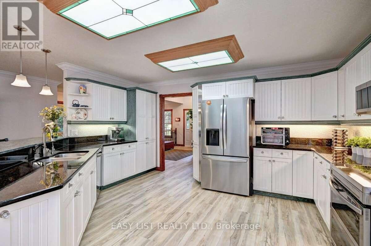 527 RIVER ROAD - 31