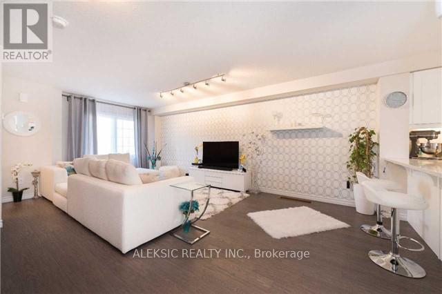 39 MAYLAND TRAIL - 16