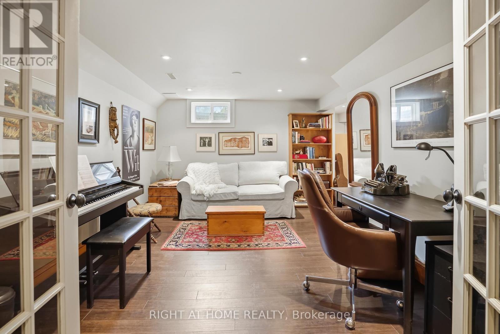 727 RYE STREET - 32