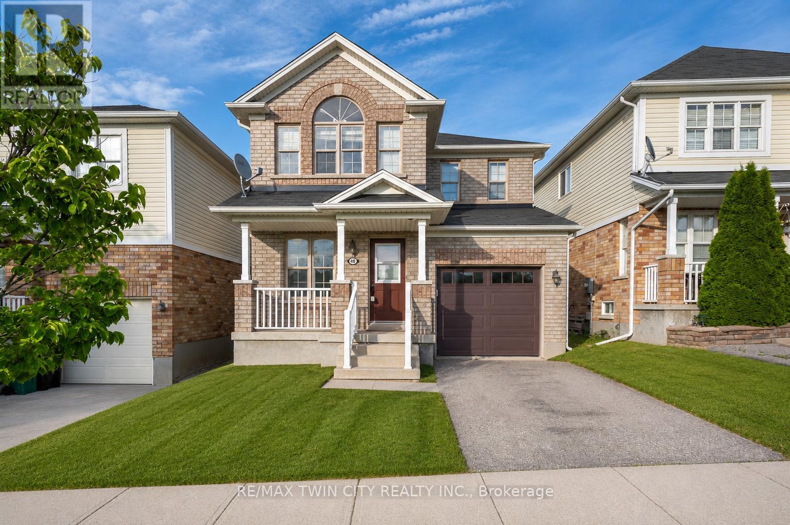 48 GRIFFITHS AVENUE - 1