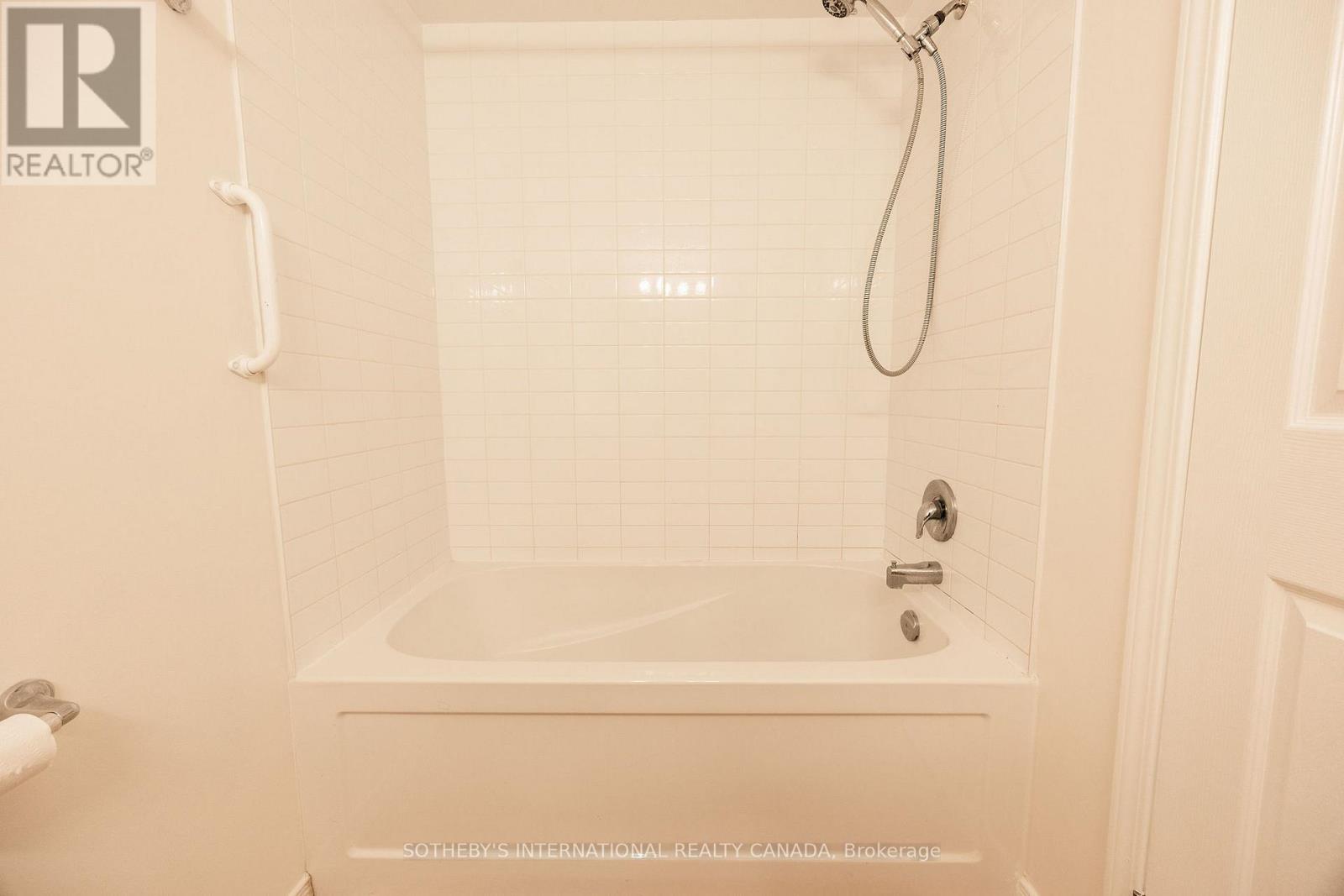 #502 155 WATER STREET S - 20