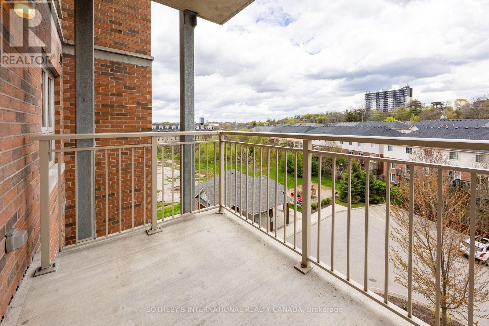 #502 155 WATER STREET S - 25