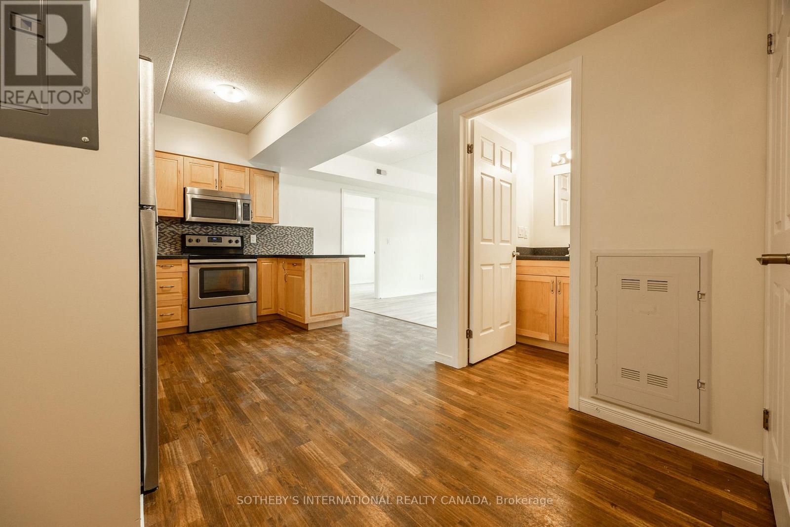 #502 155 WATER STREET S - 5