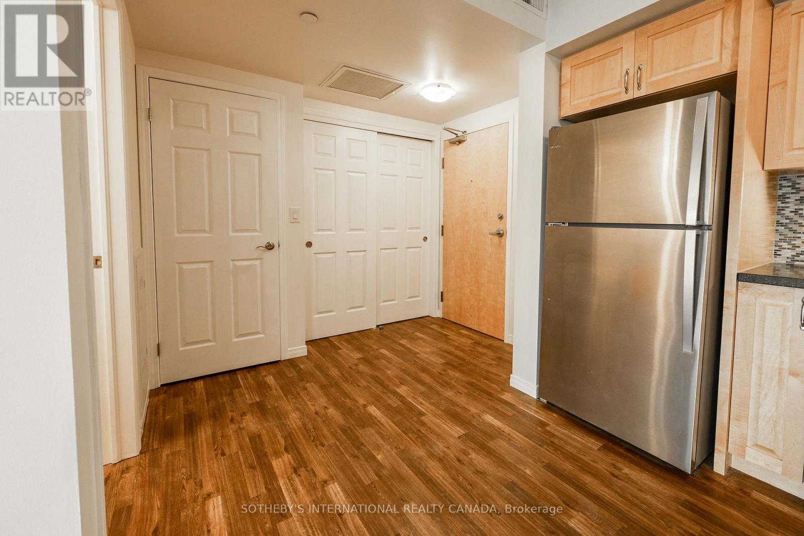 #502 155 WATER STREET S - 6