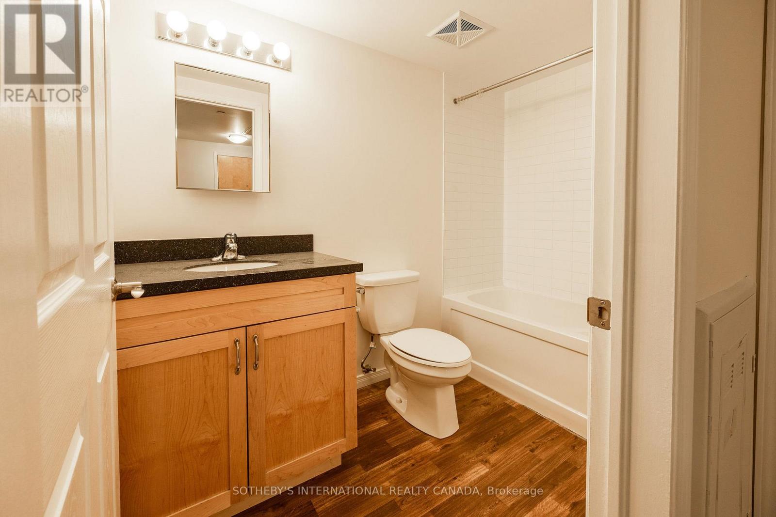 #502 155 WATER STREET S - 8