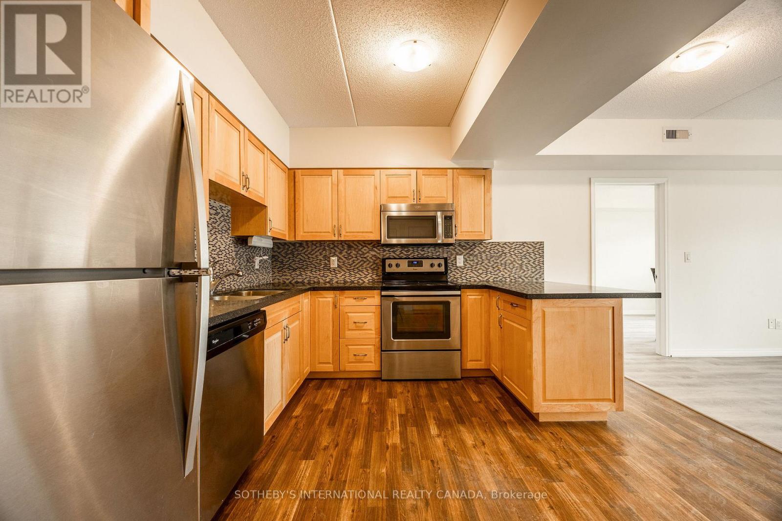 #502 155 WATER STREET S - 9