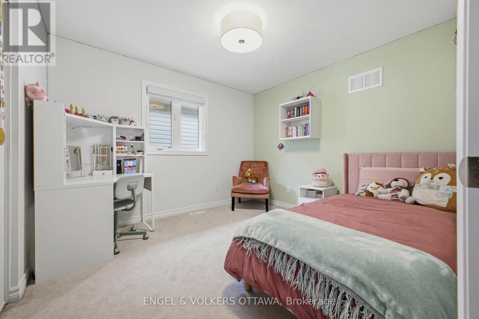 139 SWITCH GRASS CRESCENT — photo 16 of 30