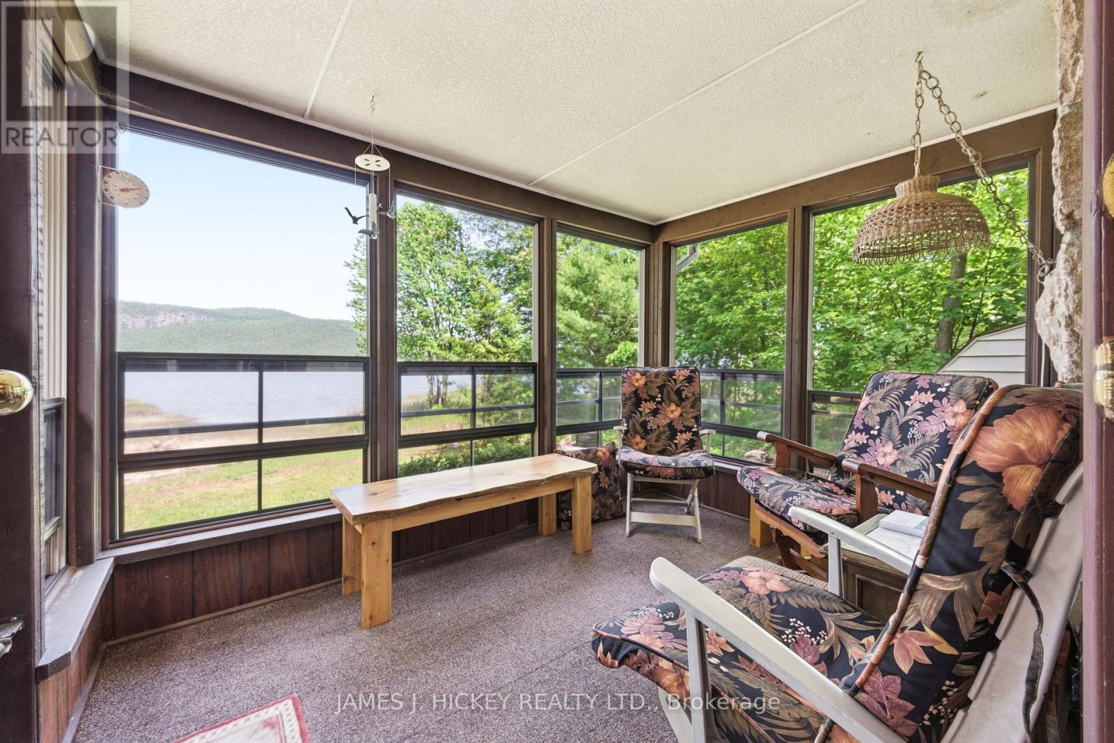 31 BEAVERBROOK LANE - 14