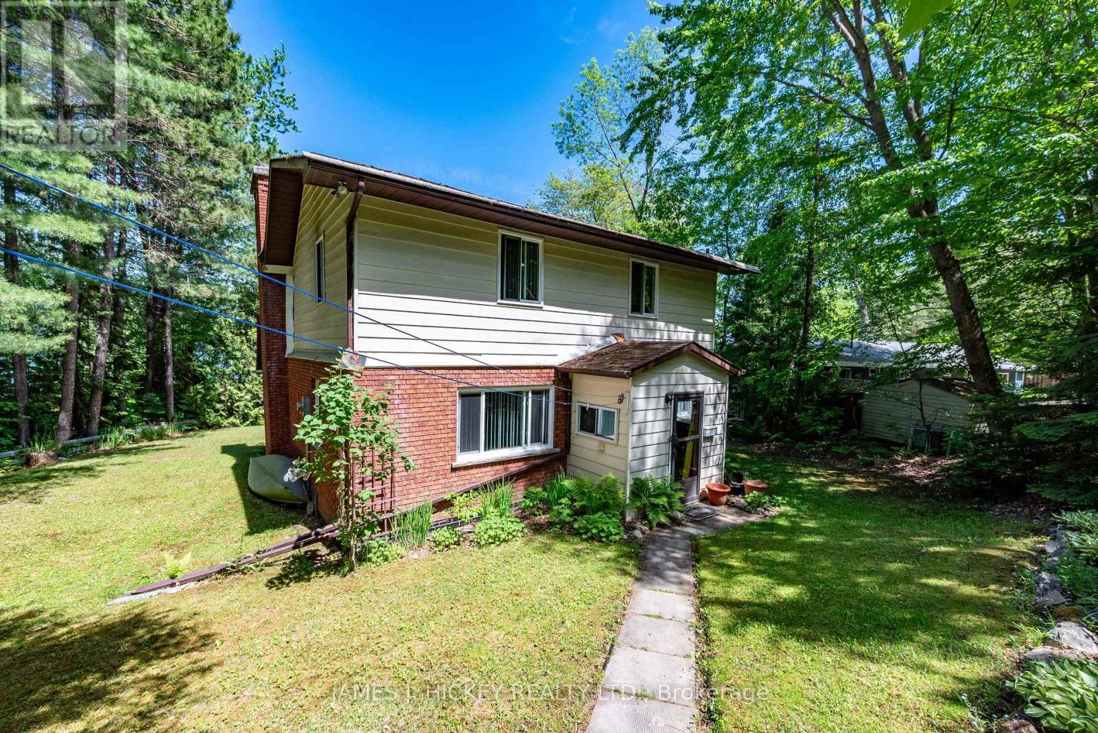31 BEAVERBROOK LANE - 30