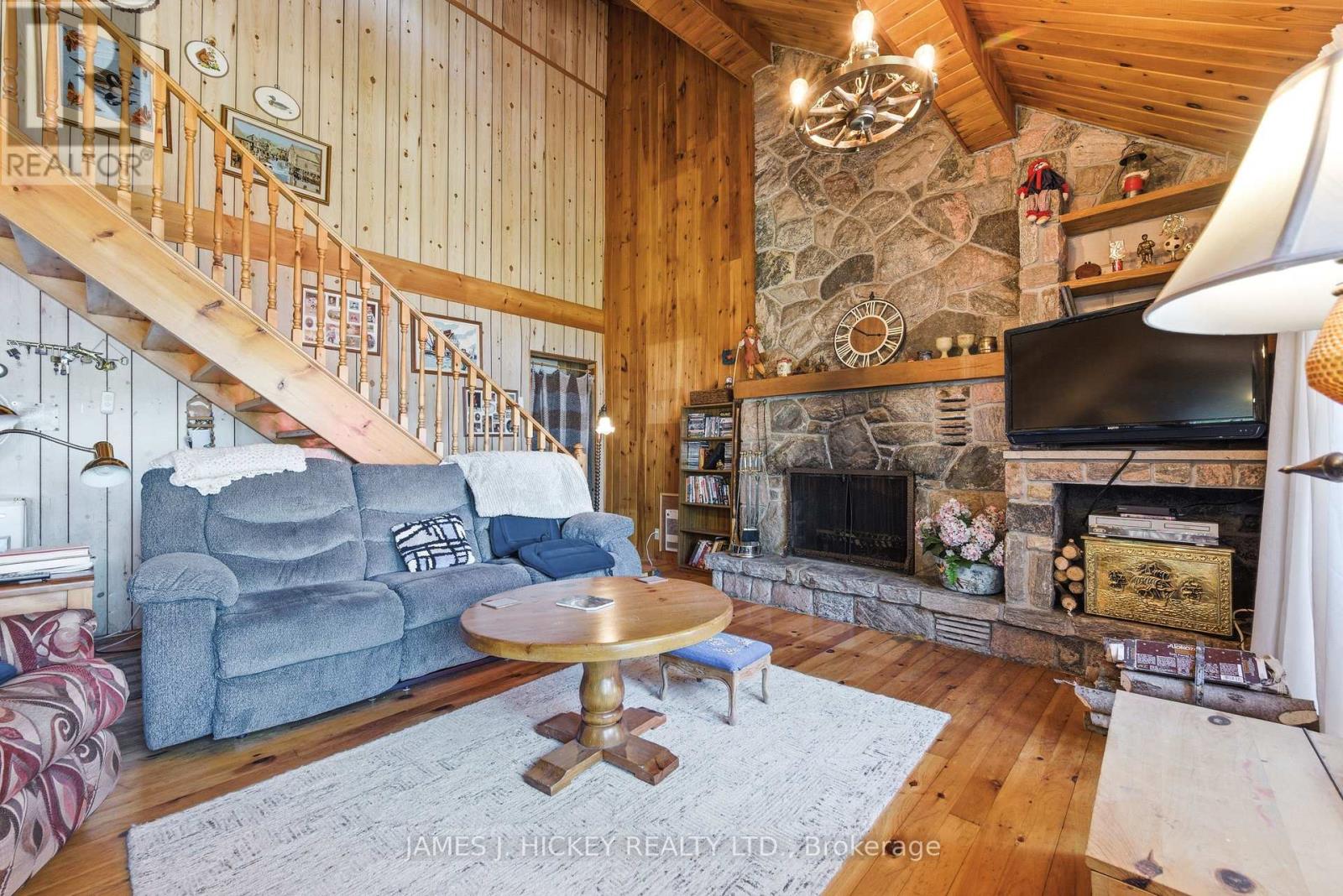31 BEAVERBROOK LANE - 4
