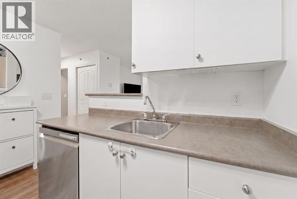 1309, 2395 Eversyde Avenue SW — photo 11