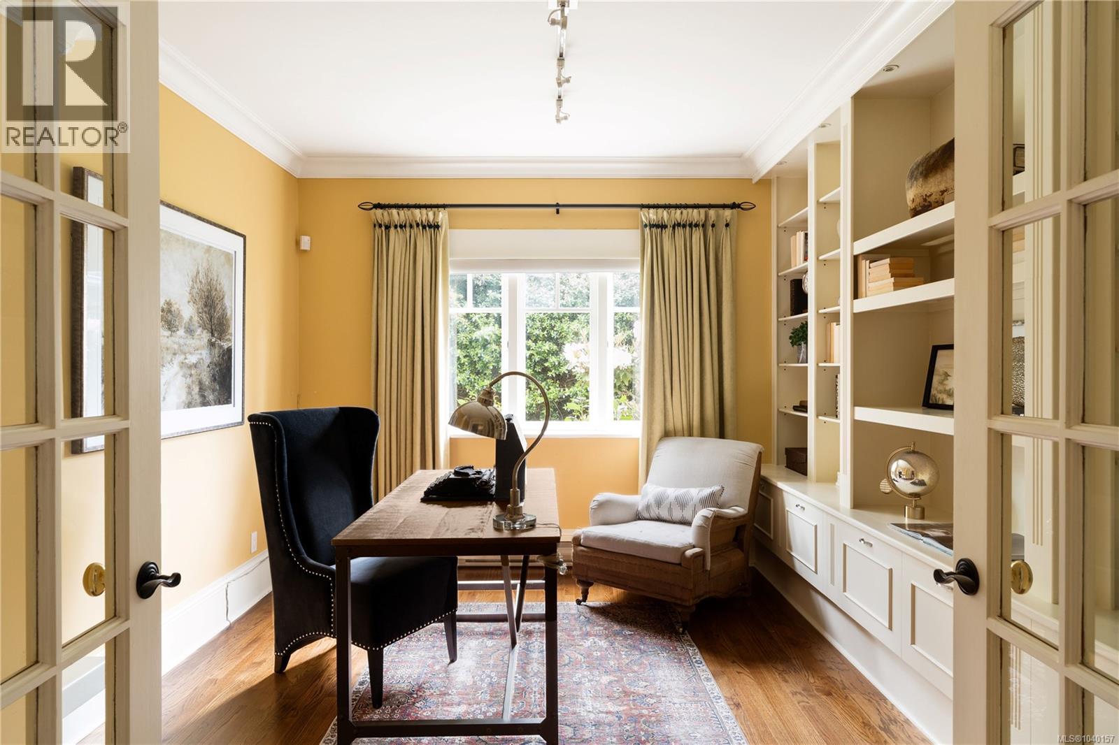  318 Newport Avenue, Oak Bay