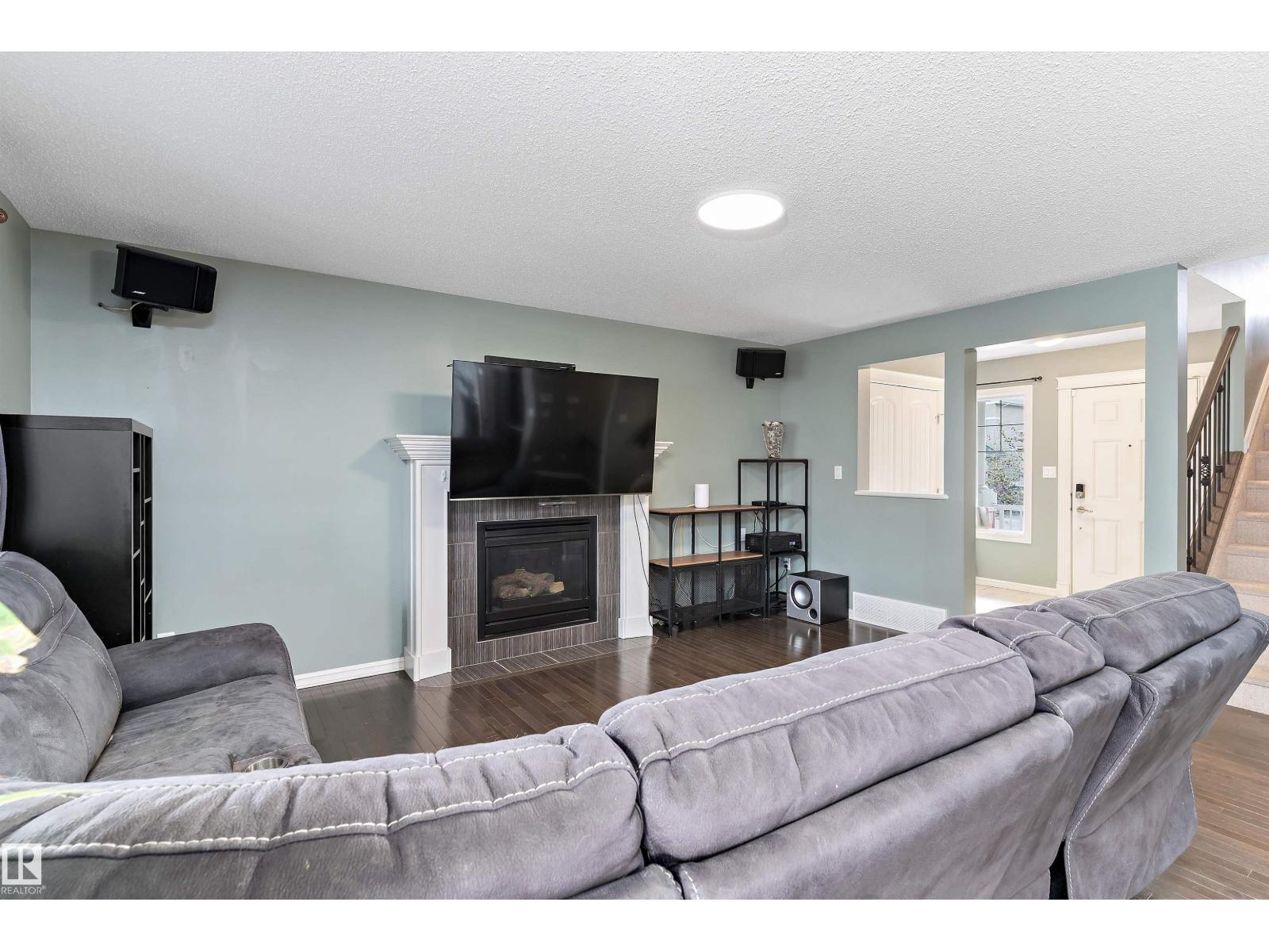 1332 72 ST SW - 5