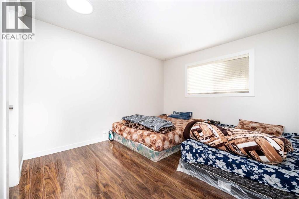 72 Faldale Close NE - 20