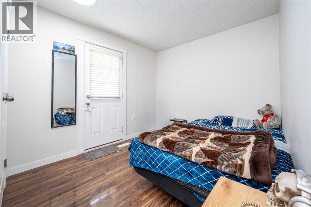 72 Faldale Close NE - 16