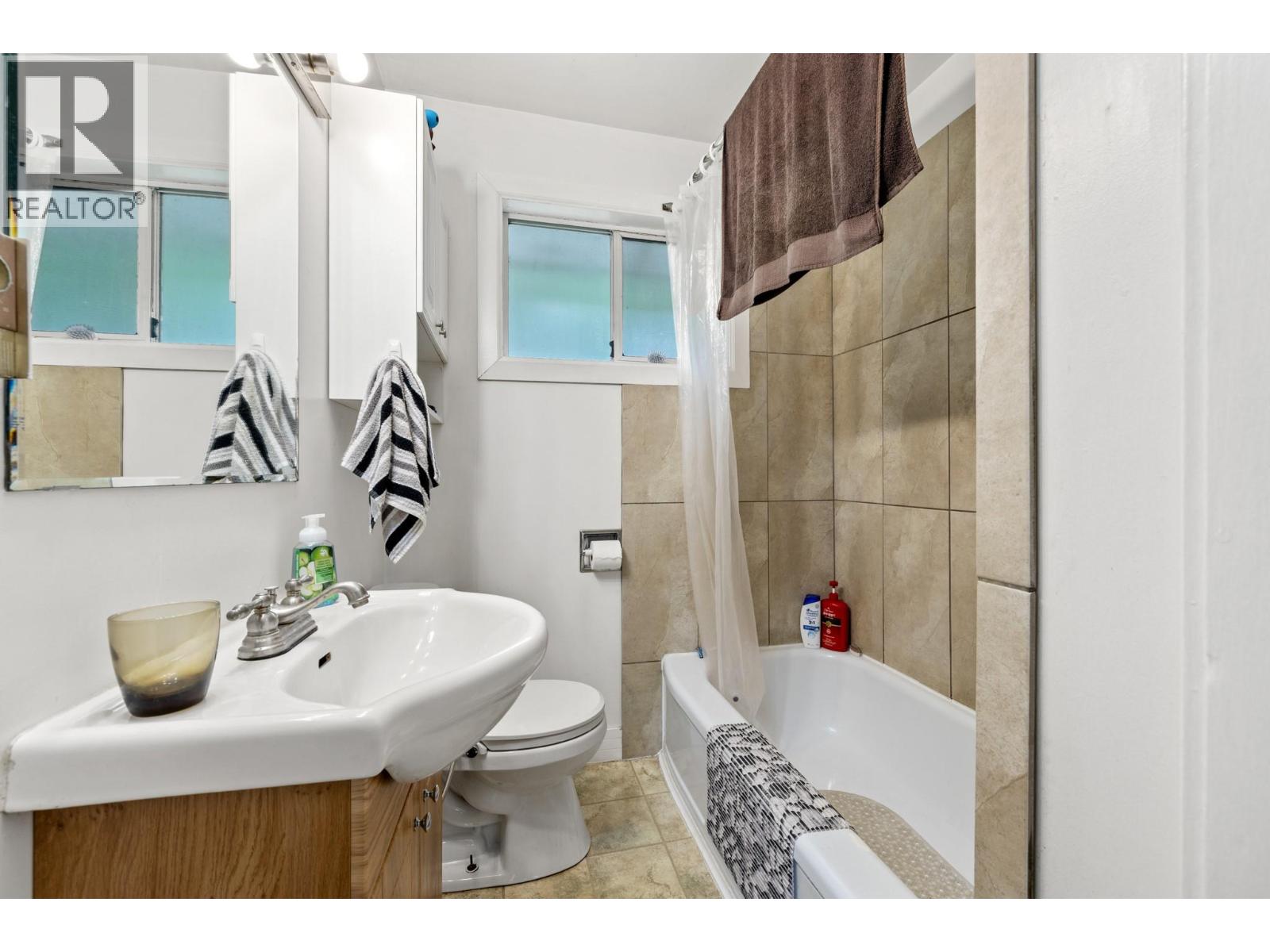  1125 High Road, Kelowna
