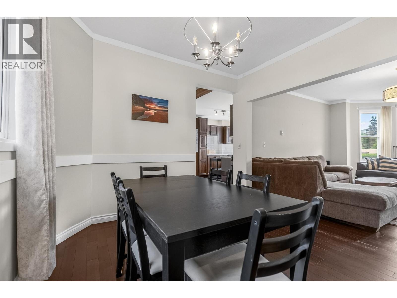 391 6TH Avenue - 20