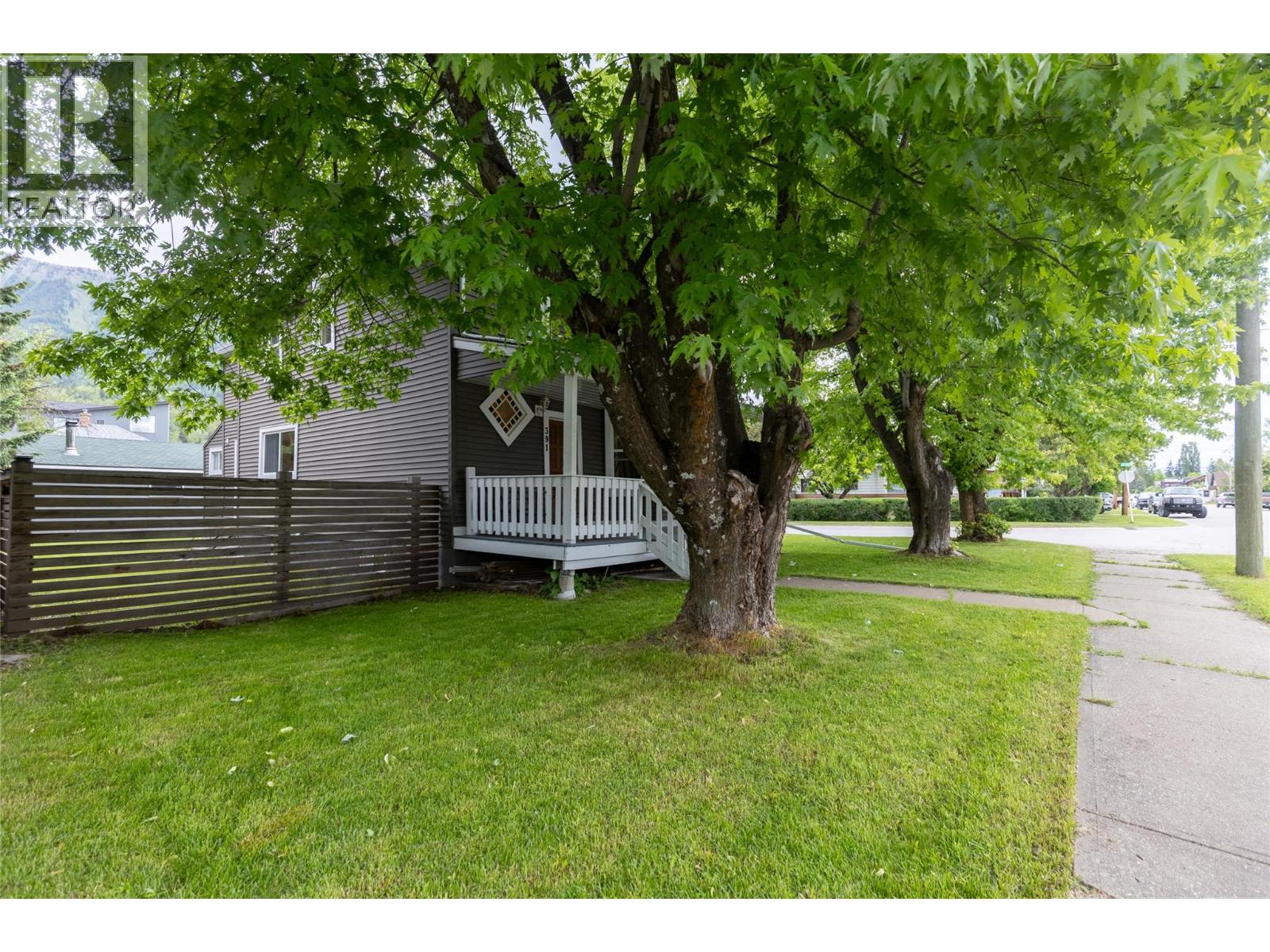 391 6TH Avenue - 61