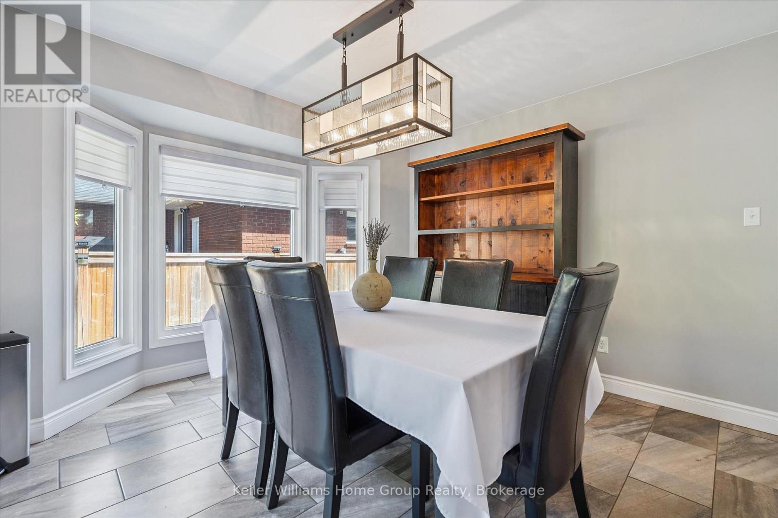 284 COLBORNE STREET - 18