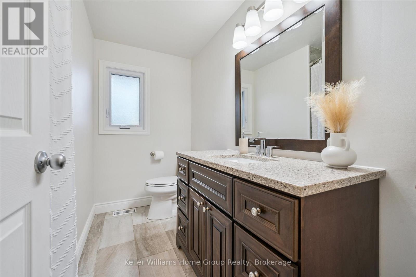 284 COLBORNE STREET - 23