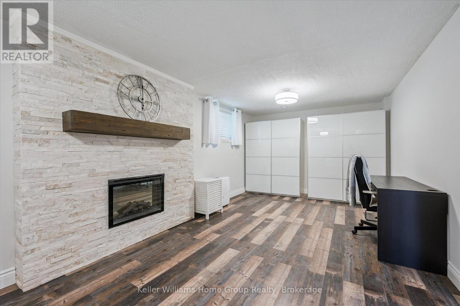 284 COLBORNE STREET - 29