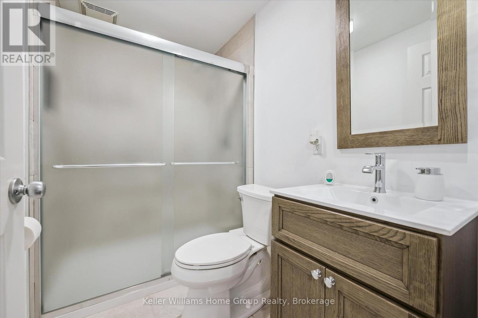 284 COLBORNE STREET - 32