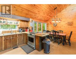 1075 Wampum Road, Dysart Et Al, ON K0M1S0 Photo 12