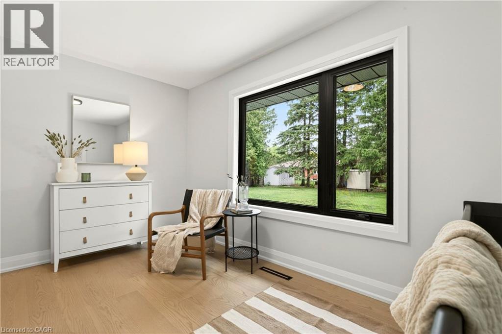 371 ROBINA Road - 30