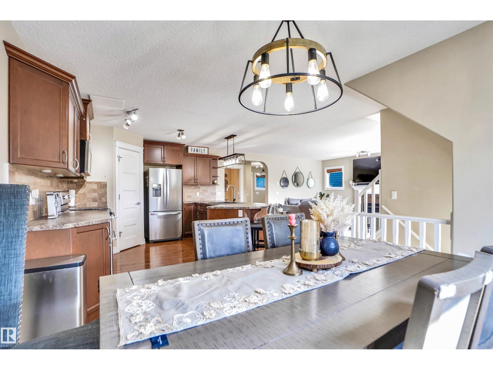 10114 93 Street Morinville ST - 18