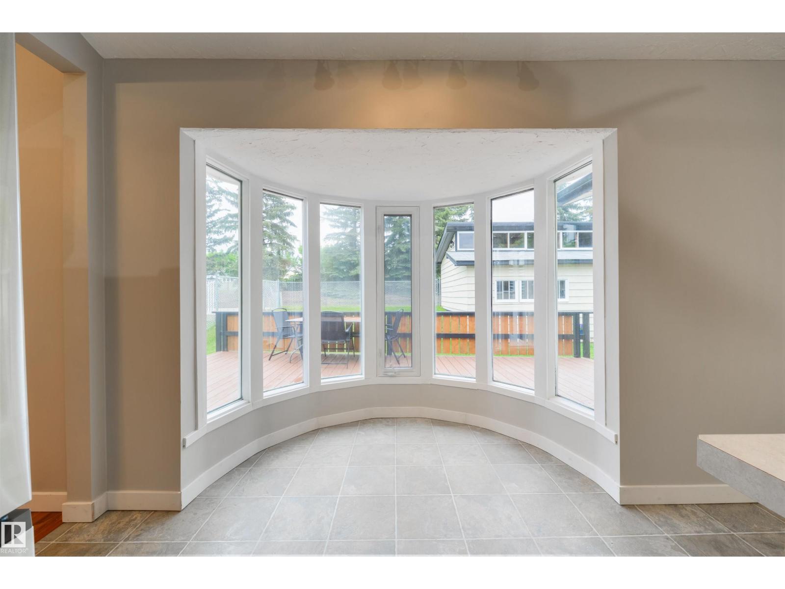 3 BENTON ST - 14