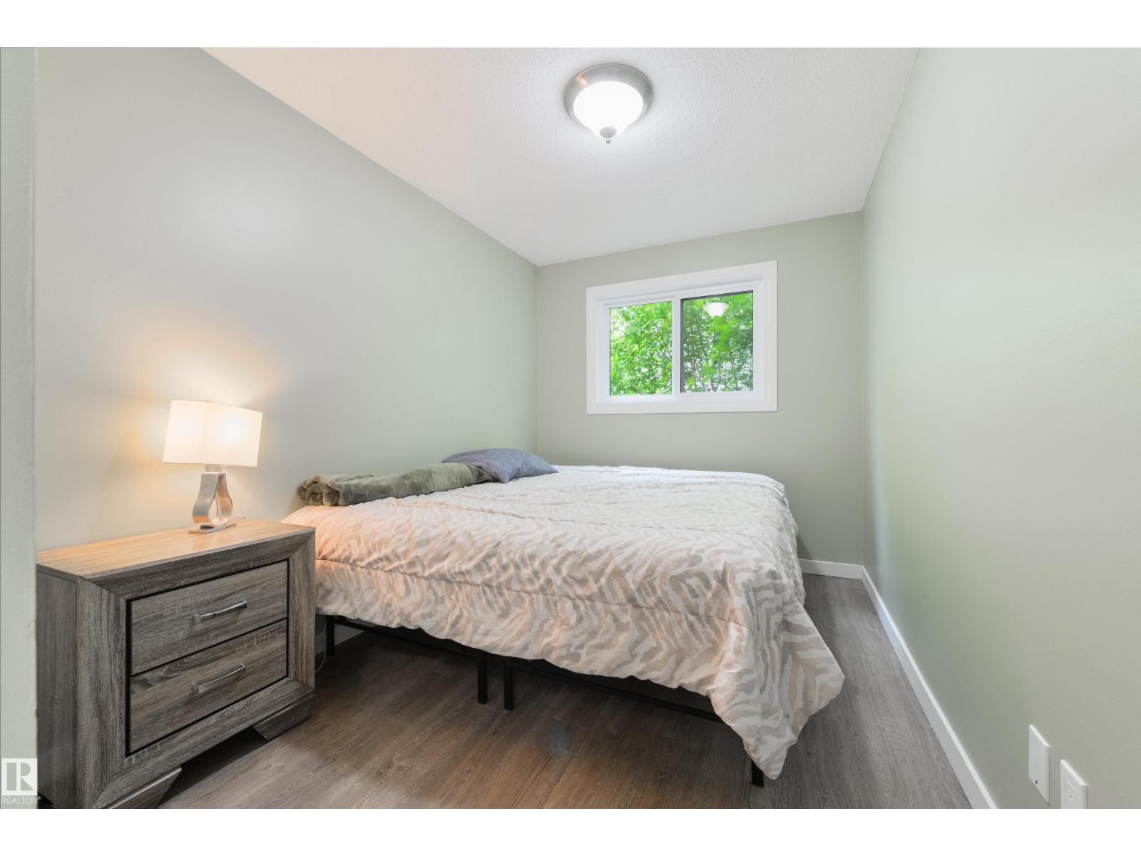 3 BENTON ST - 18