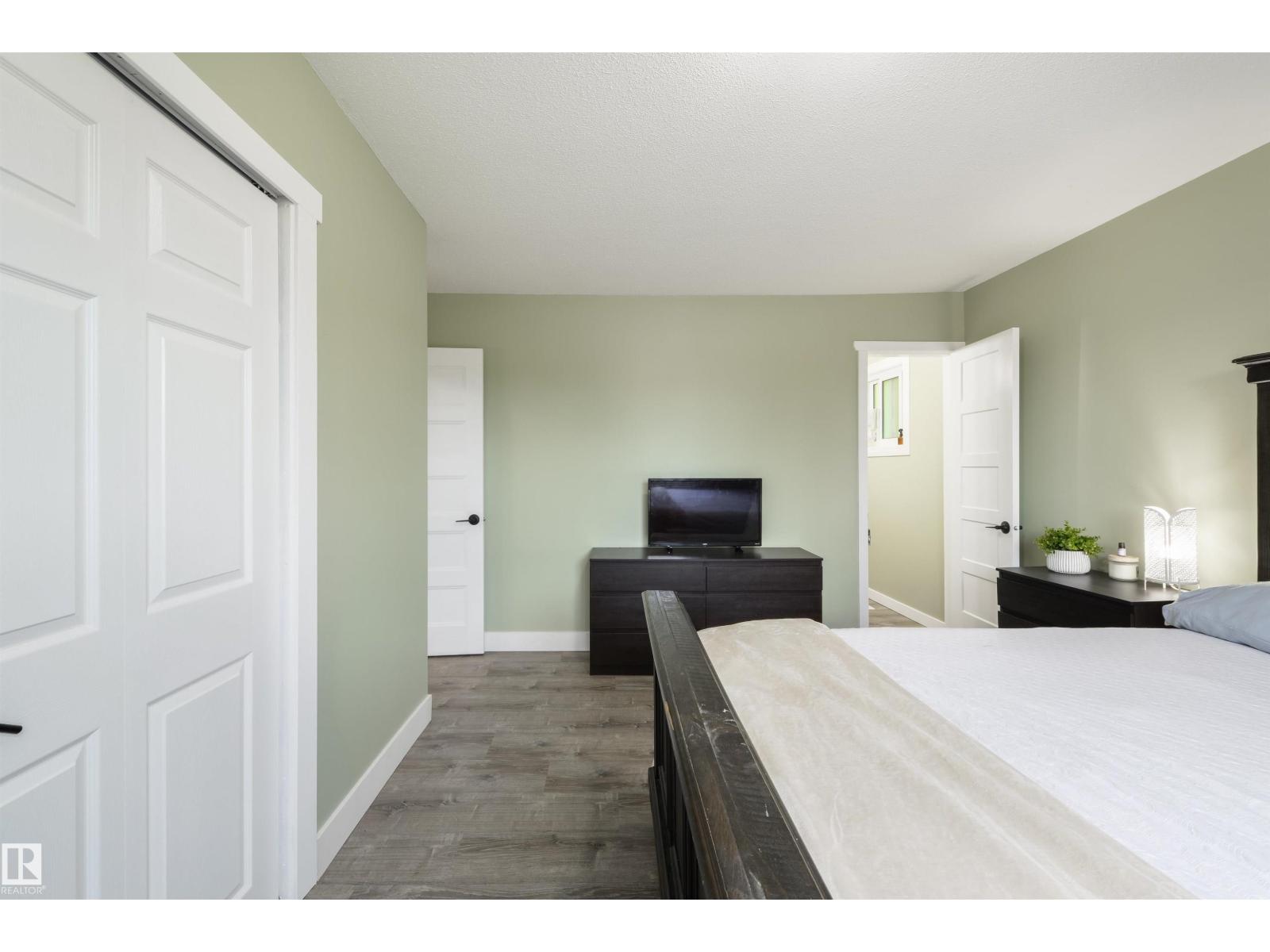 3 BENTON ST - 22