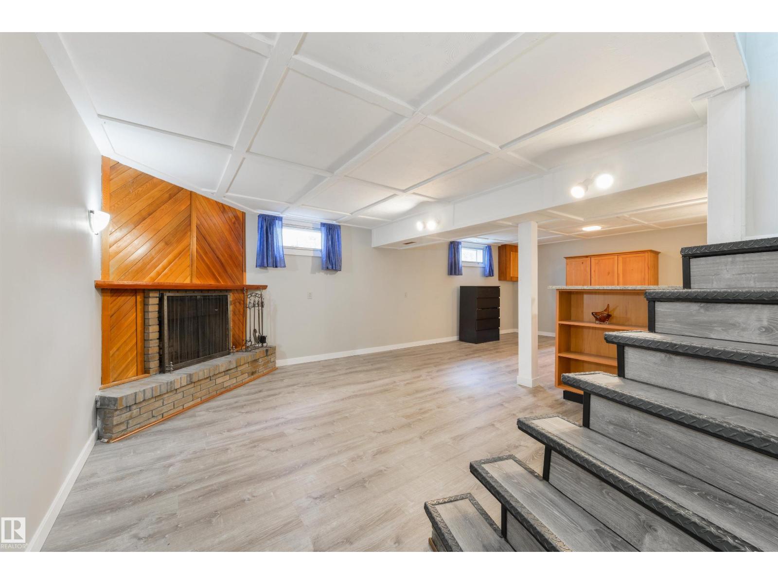3 BENTON ST - 26