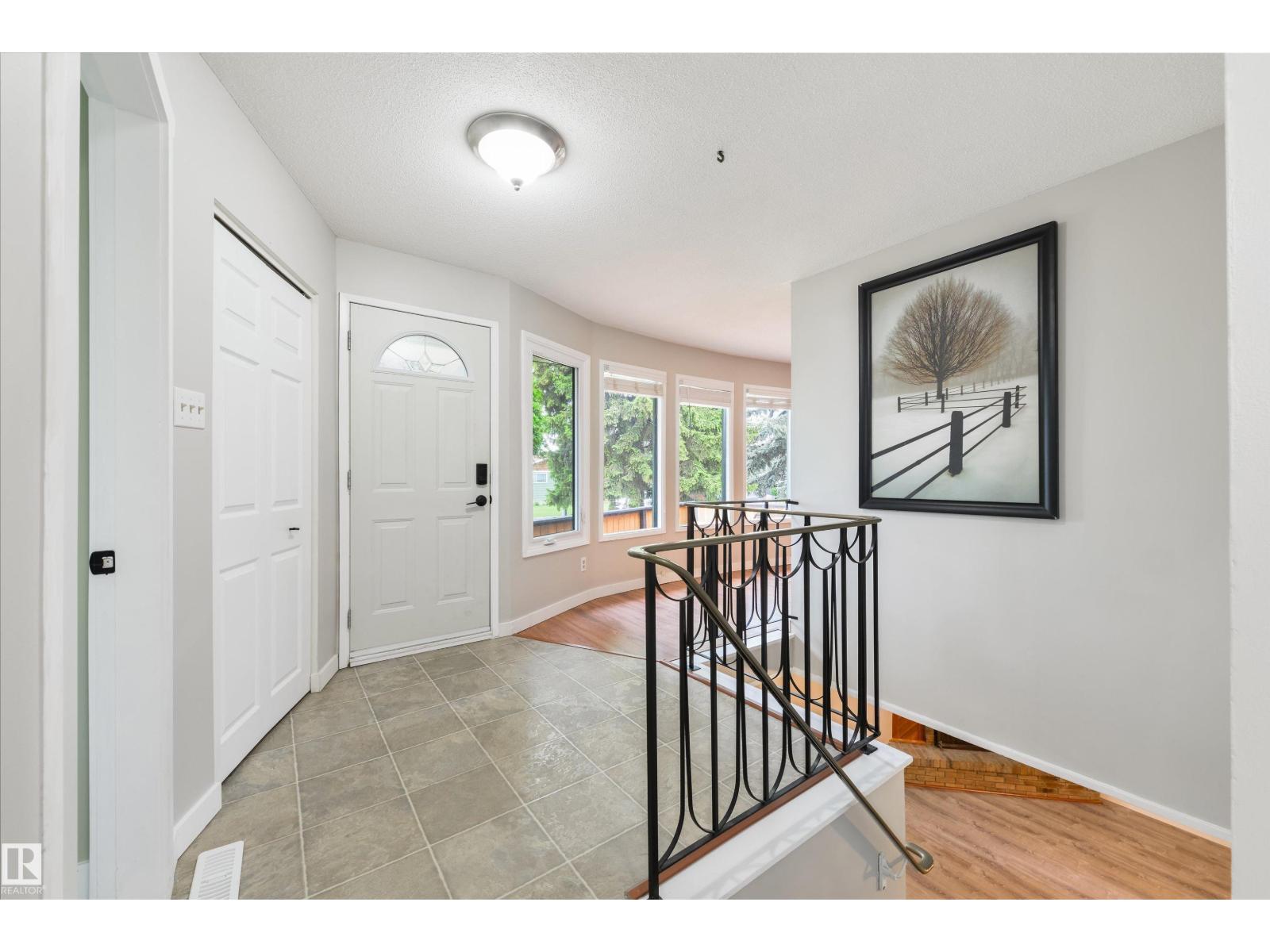 3 BENTON ST - 5