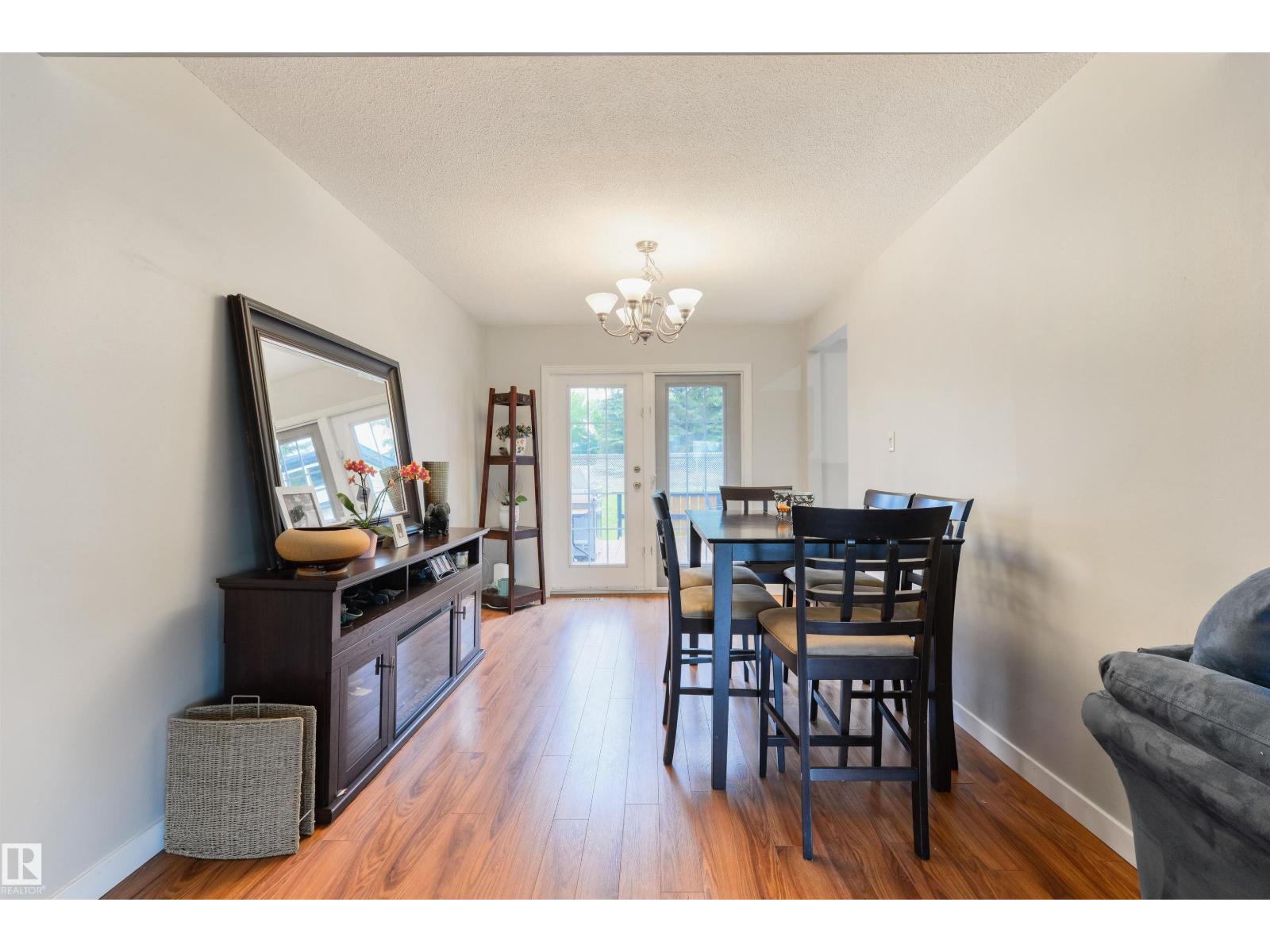 3 BENTON ST - 8