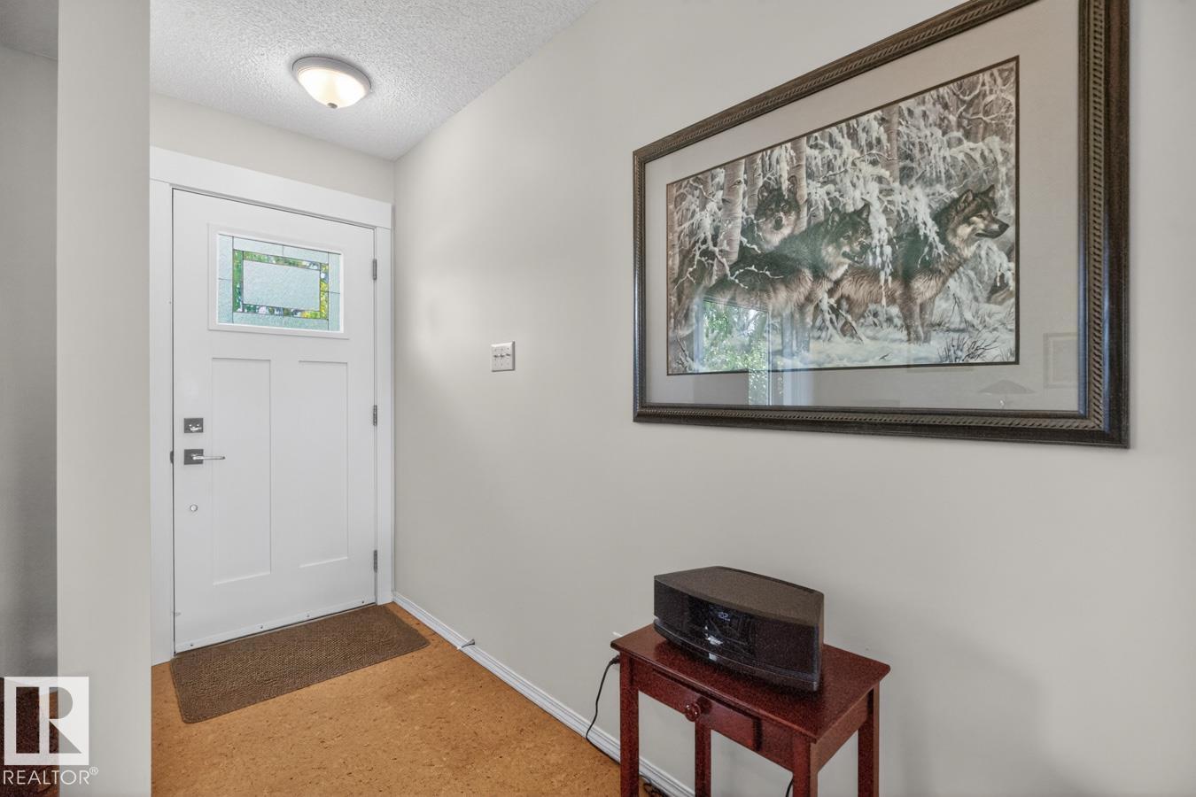 9523 52 ST NW - photo 3