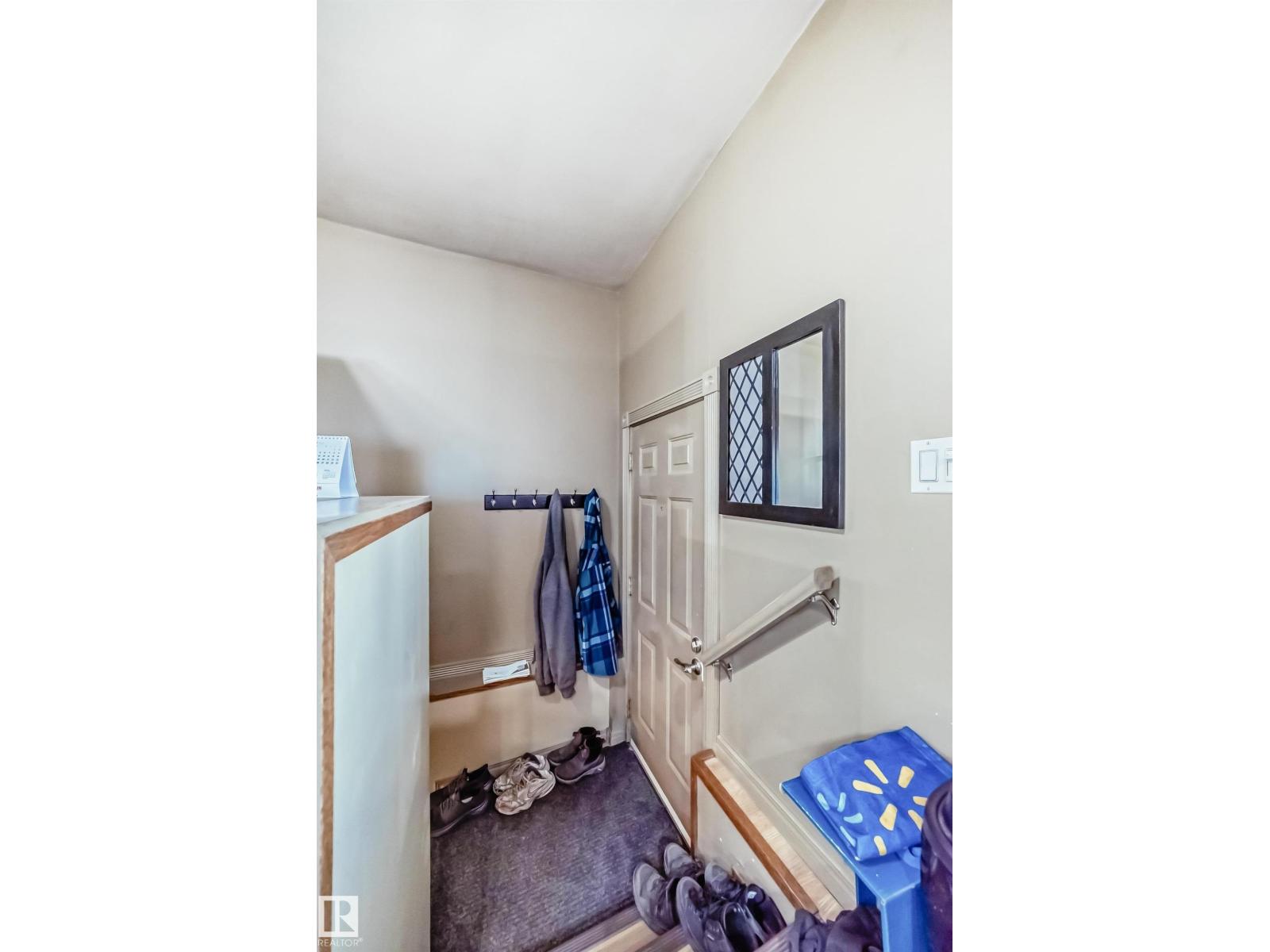 12137 44 ST NW NW — photo 26