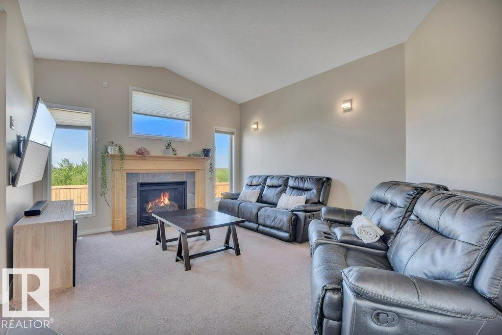 62 NAPLES WY — photo 13