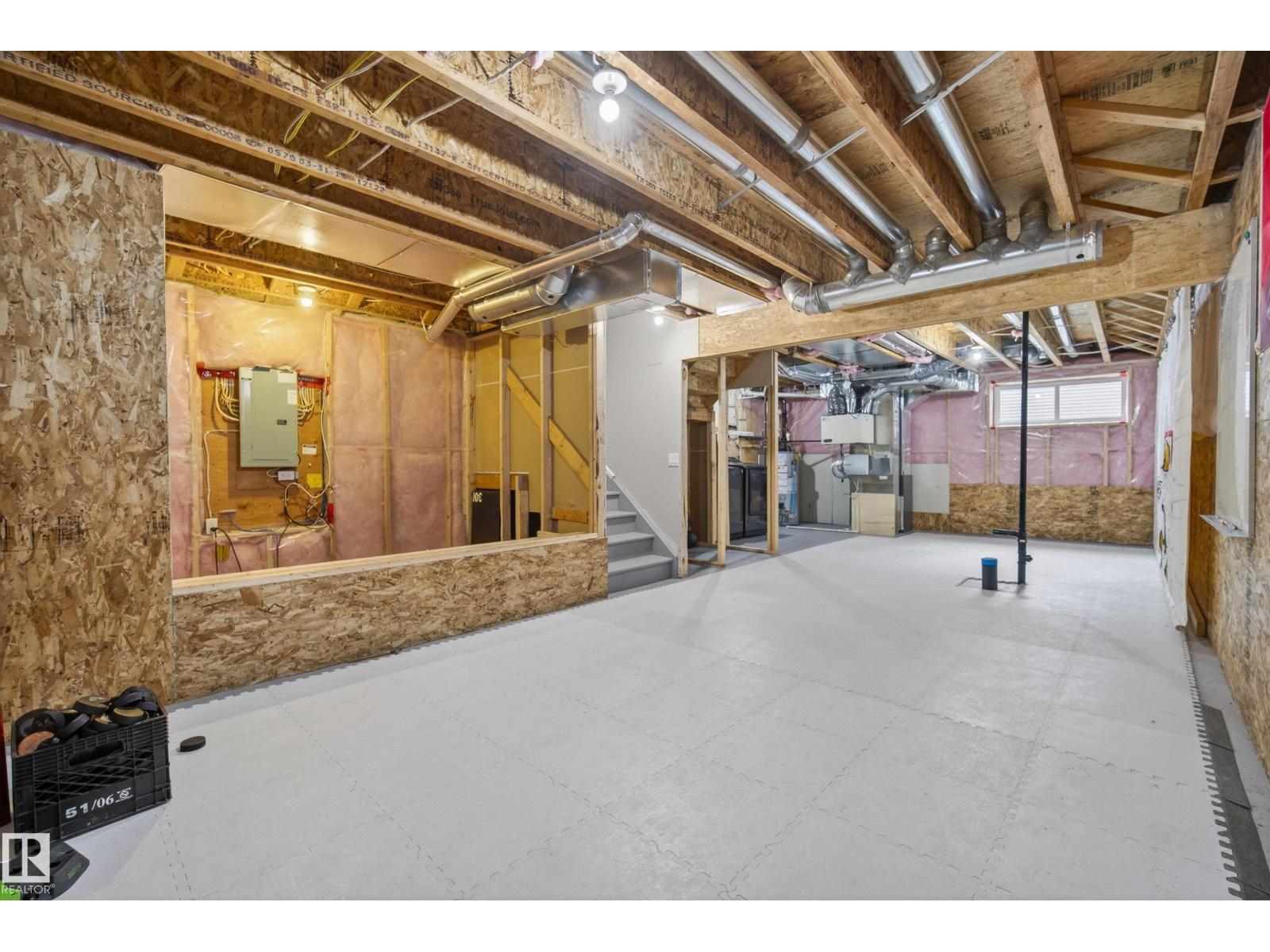 2325 69A ST SW — photo 33