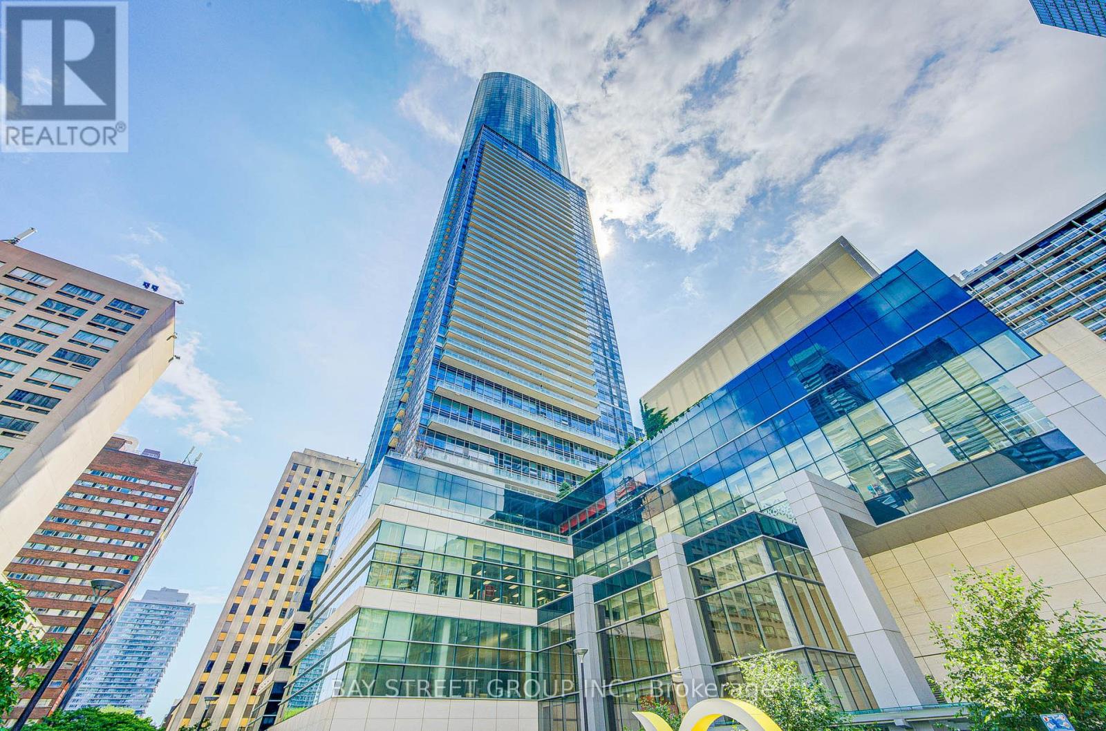 Listing photo of 6701 - 388 YONGE STREET