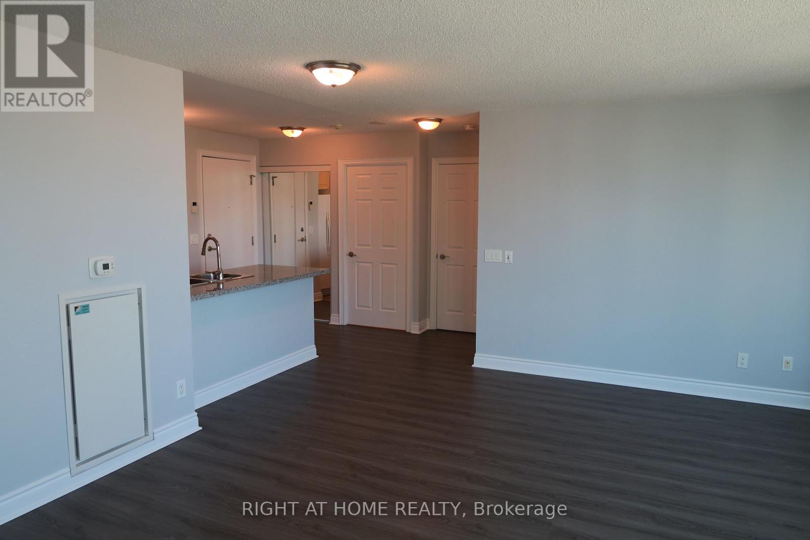 #1505 15 GREENVIEW AVENUE - 14