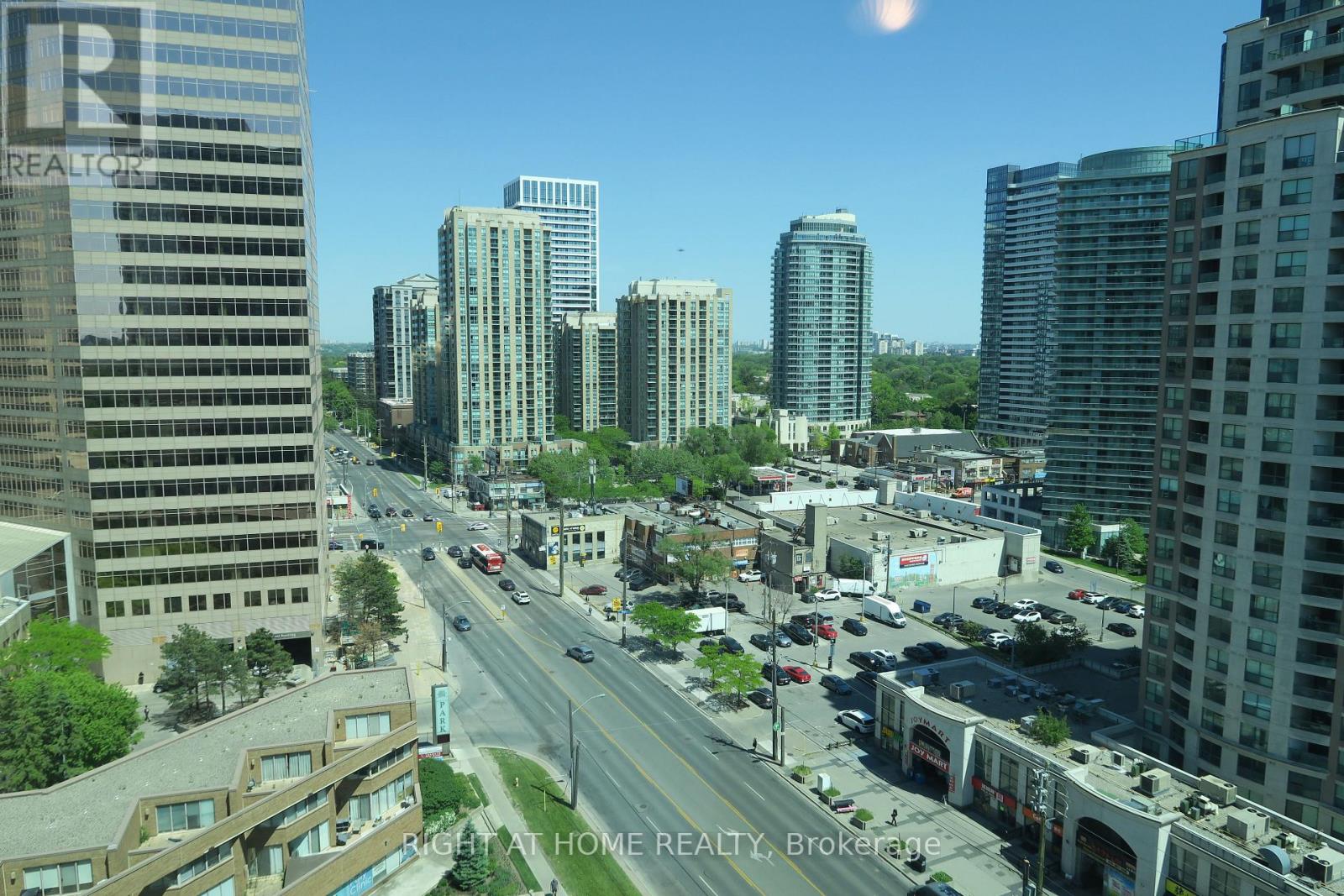 #1505 15 GREENVIEW AVENUE - 27