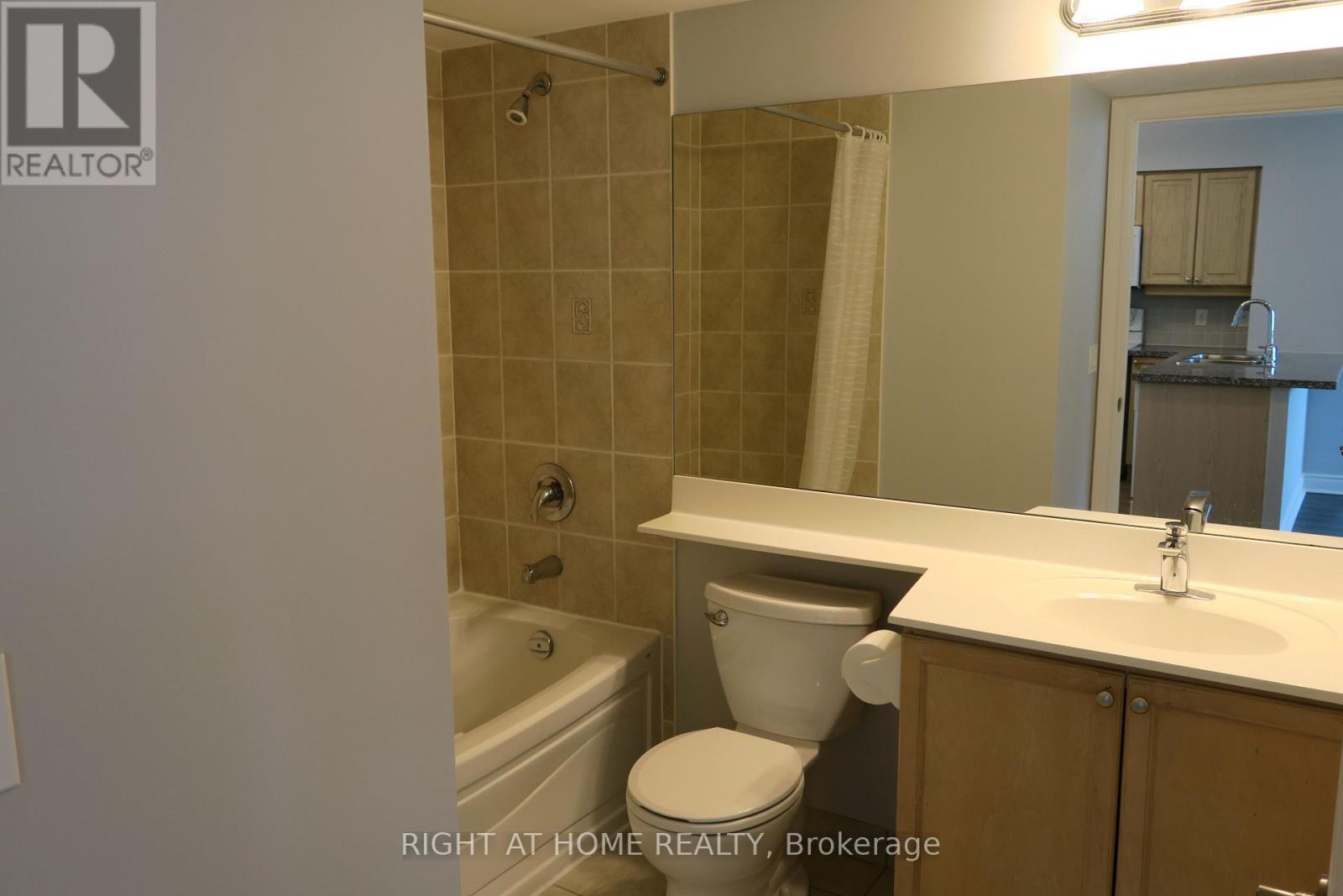 #1505 15 GREENVIEW AVENUE - 28