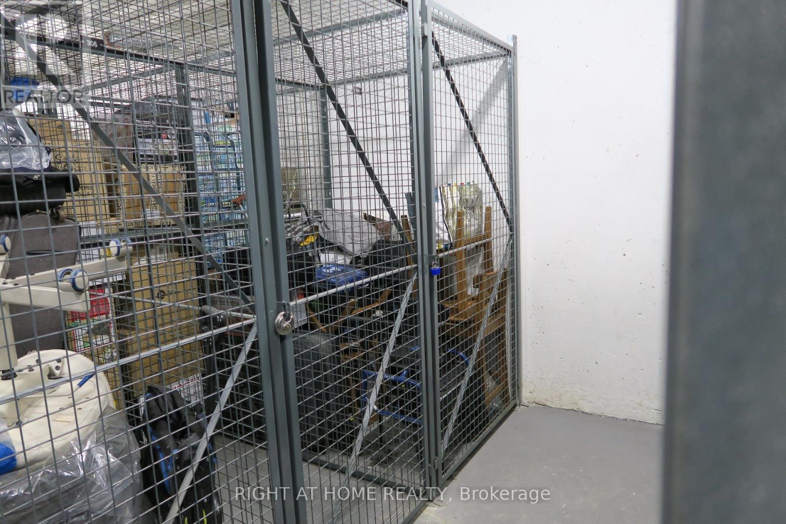 #1505 15 GREENVIEW AVENUE - 31